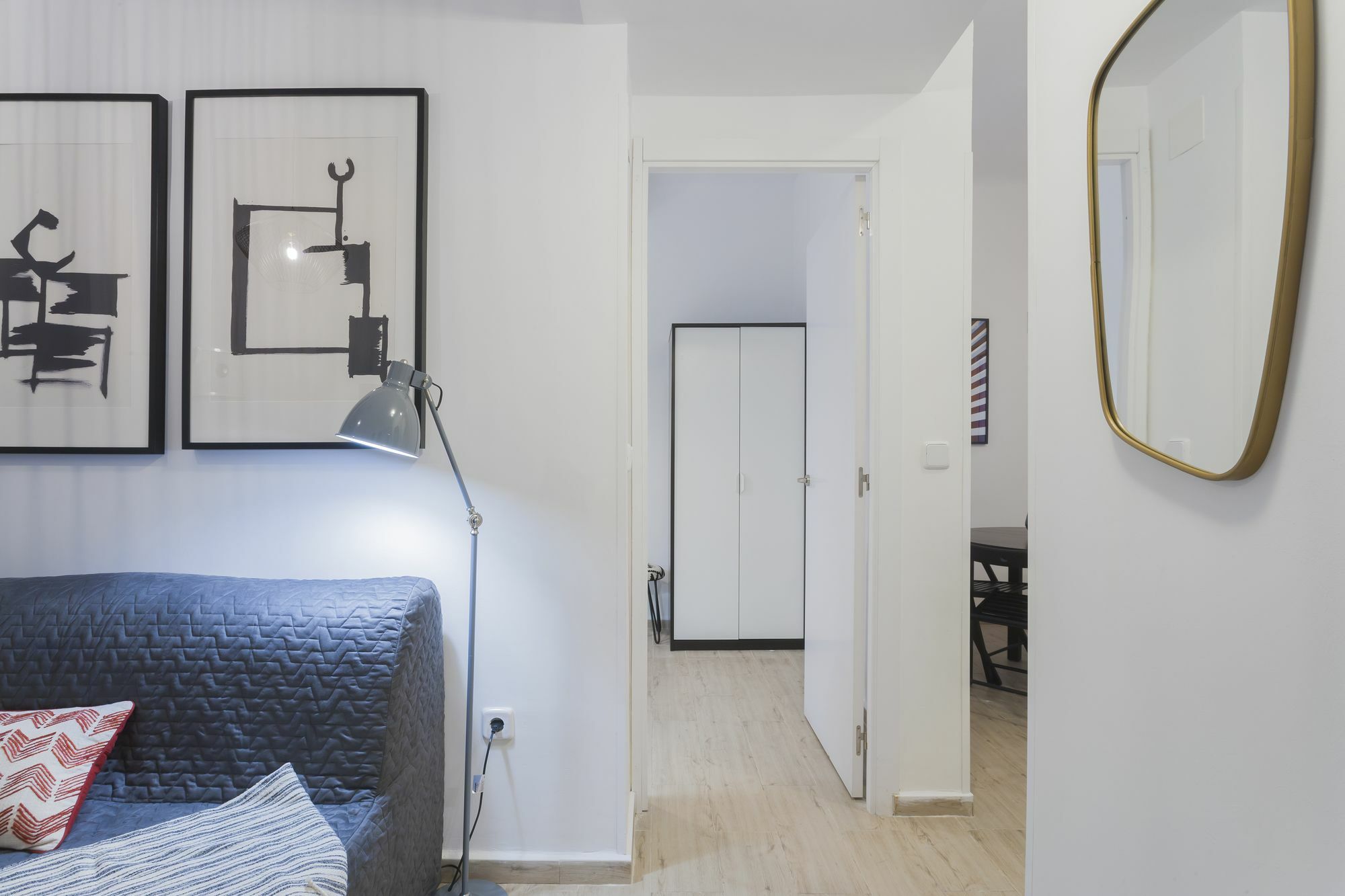 Dobo Rooms Ronda De Segovia 마드리드 외부 사진